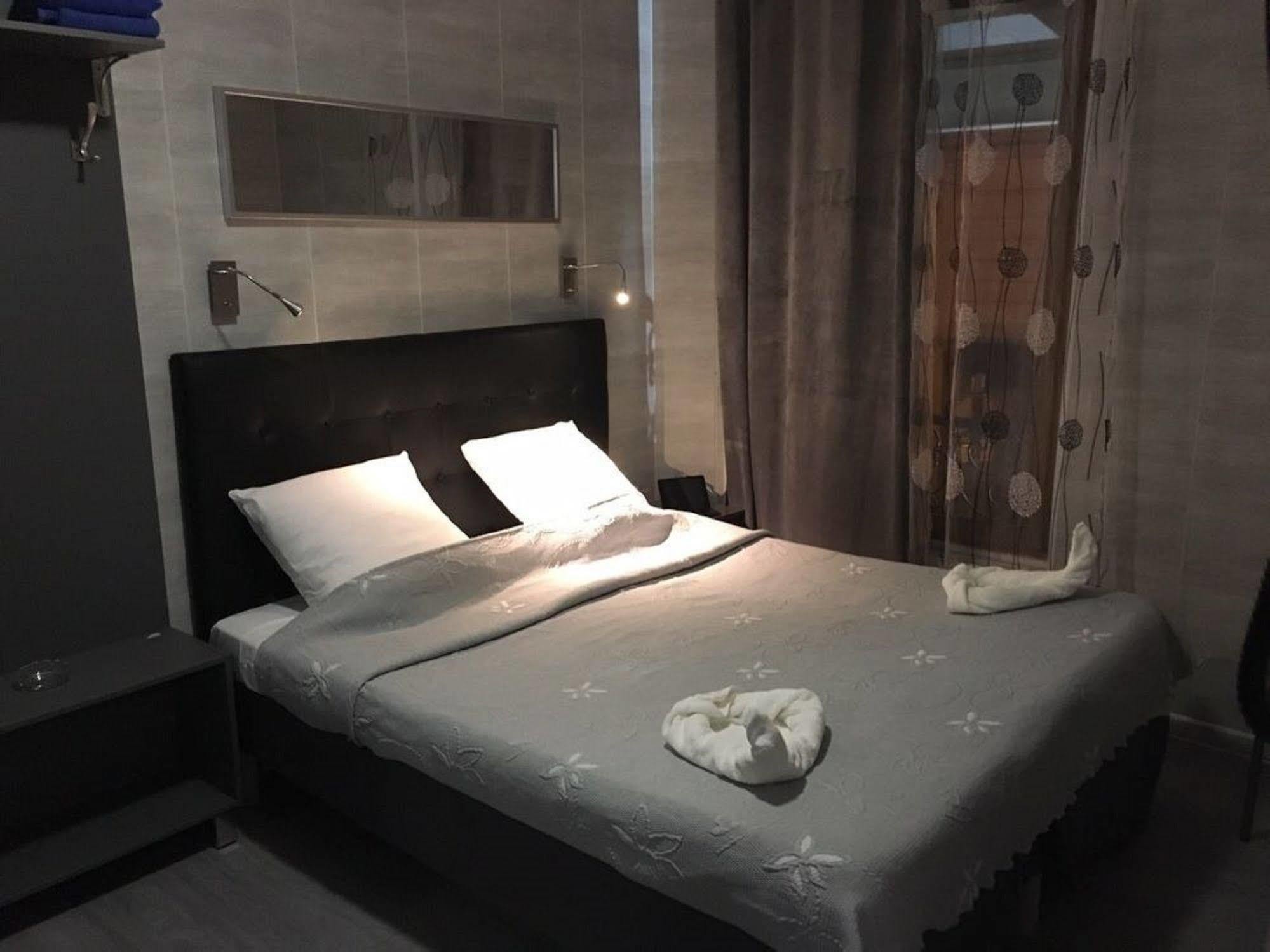 Hotel Gofen Paris Exterior photo